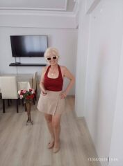 bordo ve beyaz boyundan bağlamalı likralı bluz
