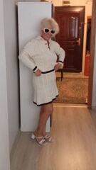 Krem rengi triko etek bluz